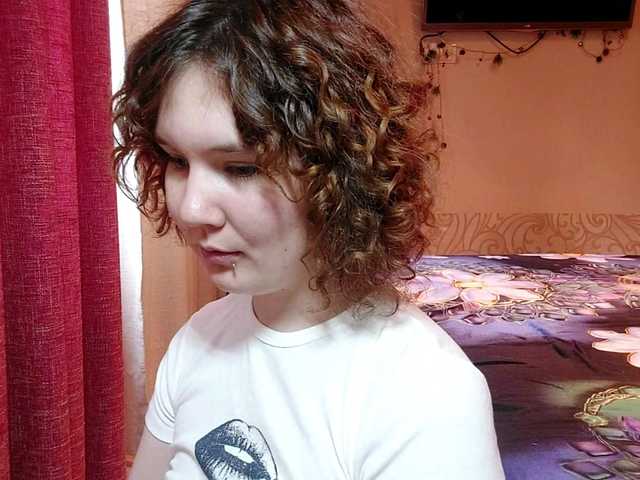 CandyChollett's BongaCams show and profile