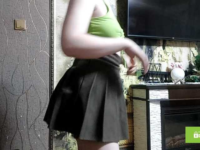 CandyChollett's BongaCams show and profile