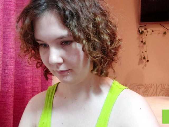 CandyChollett's BongaCams show and profile