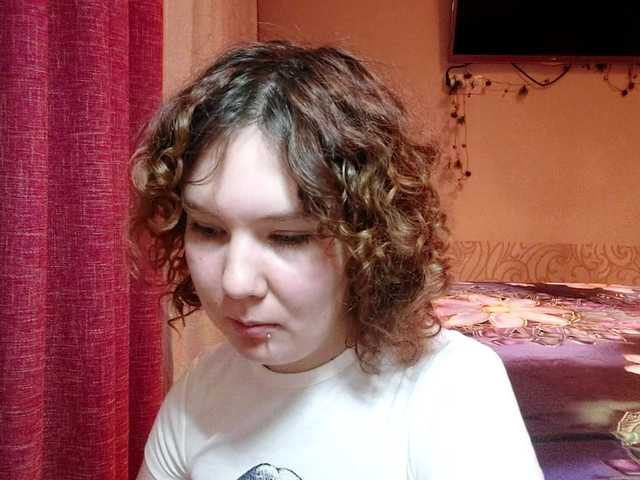 CandyChollett's BongaCams show and profile