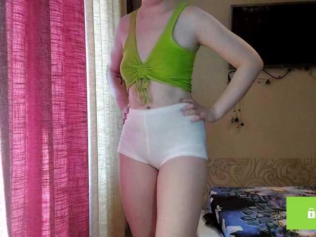 CandyChollett's BongaCams show and profile