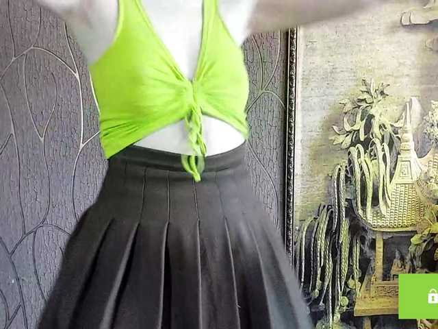 CandyChollett's BongaCams show and profile