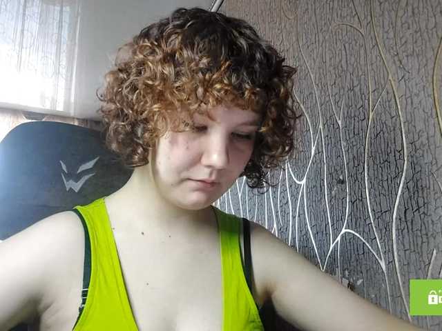 CandyChollett's BongaCams show and profile