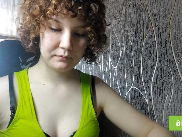 CandyChollett's BongaCams show and profile