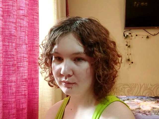 CandyChollett's BongaCams show and profile