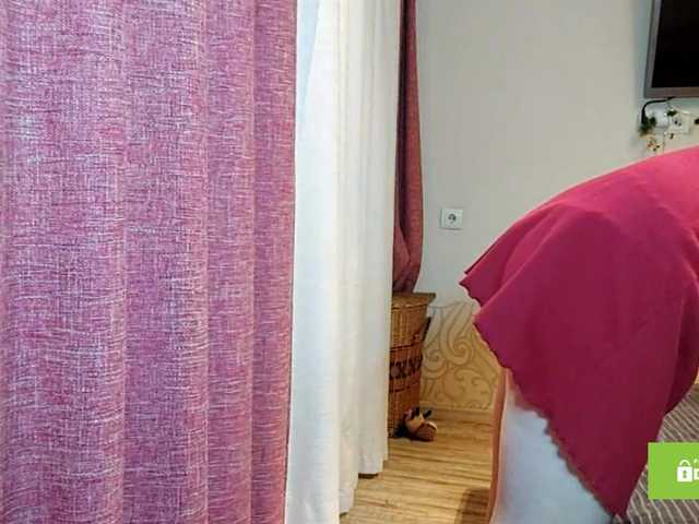 CandyChollett's BongaCams show and profile