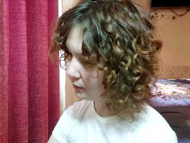 CandyChollett's BongaCams show and profile