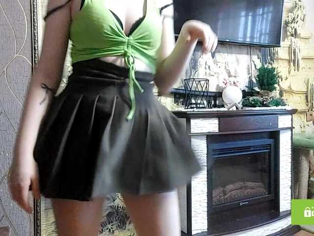 CandyChollett's BongaCams show and profile