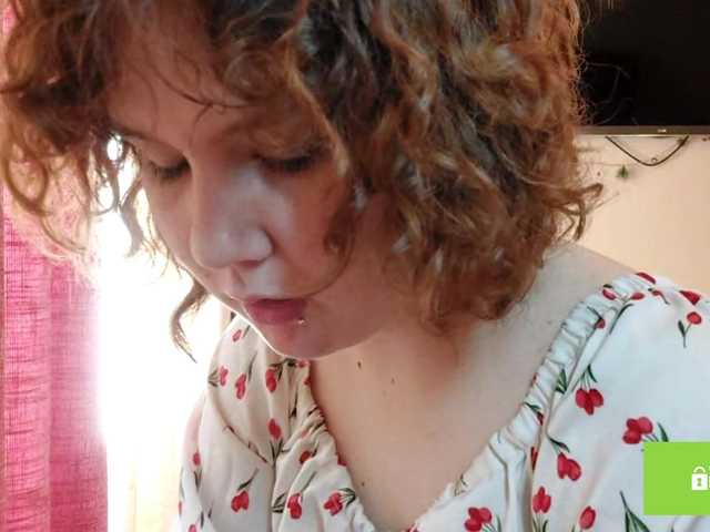 CandyChollett's BongaCams show and profile