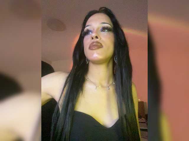 Gloria8 from BongaCams