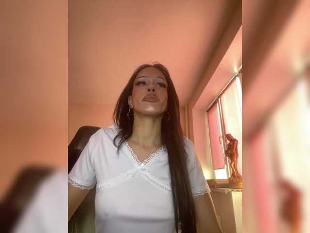 Gloria8 – webcam model profile photo