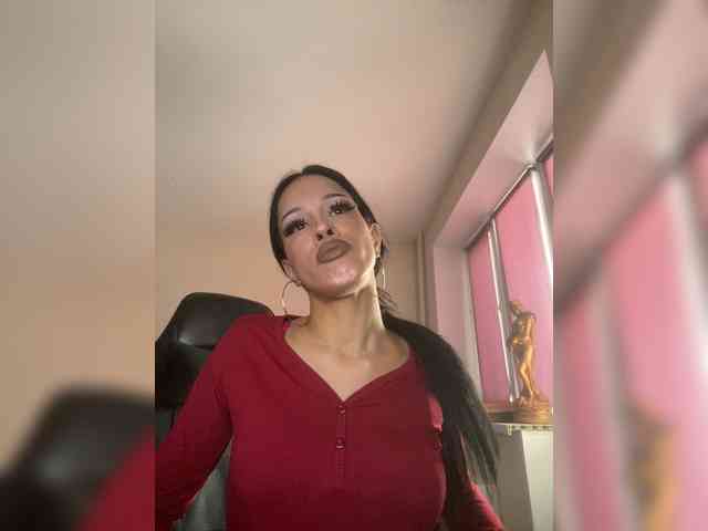 Gloria8 Live Webcam on BongaCams