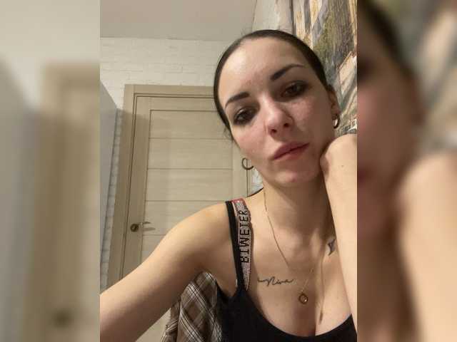 Barbi-97's BongaCams show and profile