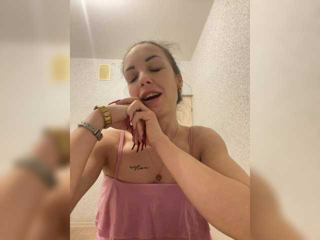 Barbi-97's BongaCams show and profile