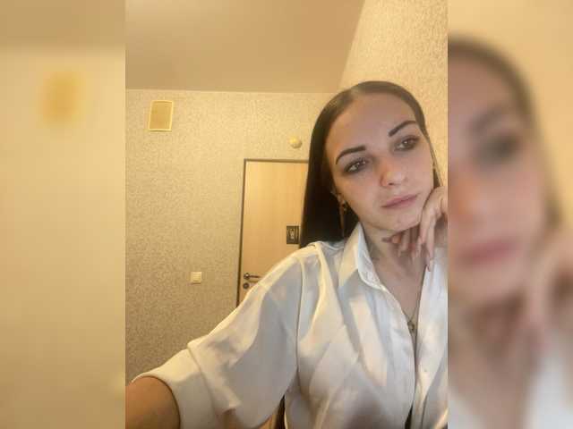 Barbi-97's BongaCams show and profile