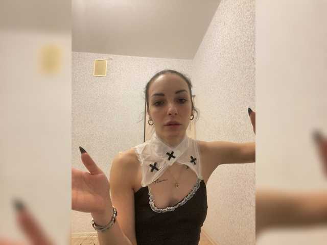 Barbi-97's BongaCams show and profile