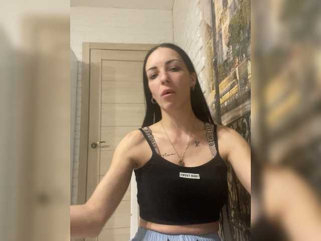 Barbi-97's BongaCams show and profile