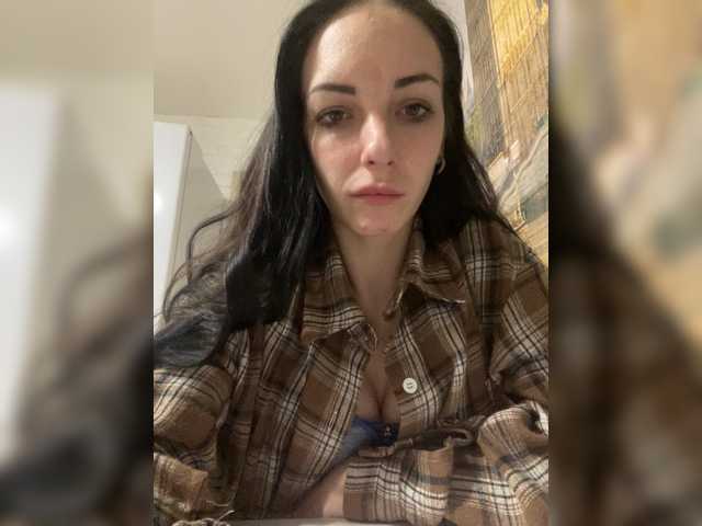 Barbi-97's BongaCams show and profile