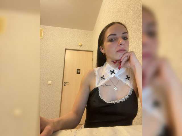 Barbi-97's BongaCams show and profile
