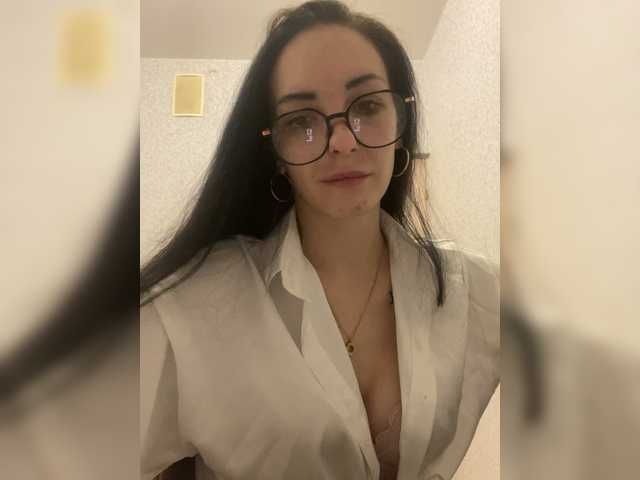 Barbi-97's BongaCams show and profile