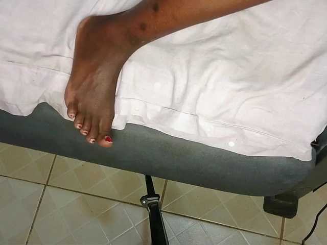 cuteone2's BongaCams show and profile