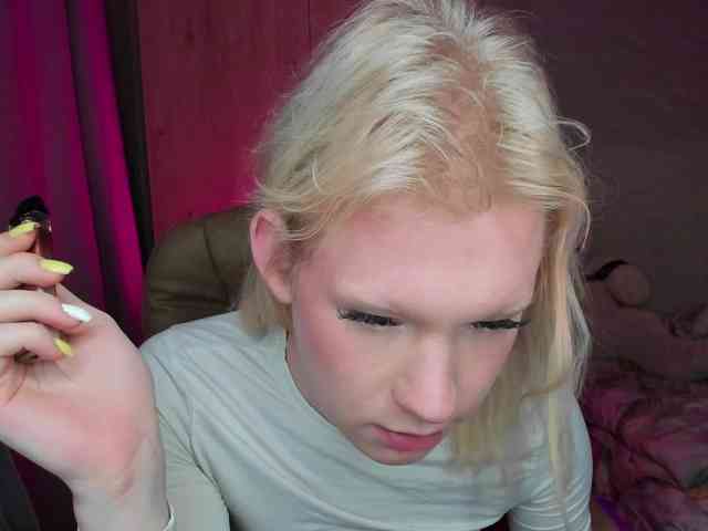 sasyhk01 Live Webcam on BongaCams