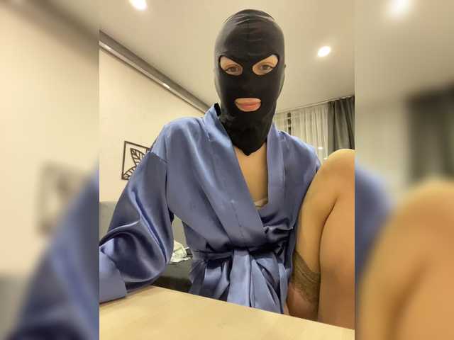 Juicypeach69 – webcam model profile photo