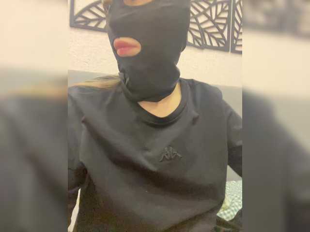 Juicypeach69 – webcam model profile photo