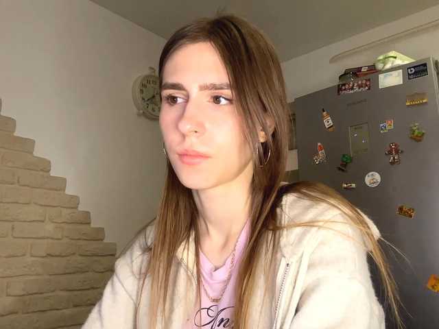 AshantiBadolato's BongaCams show and profile