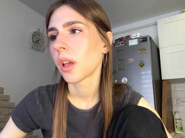 AshantiBadolato's BongaCams show and profile