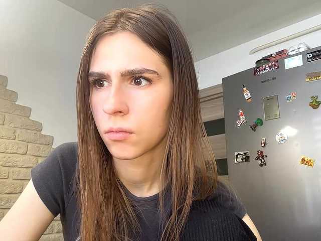 AshantiBadolato's BongaCams show and profile