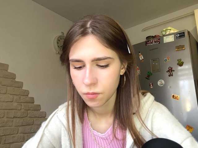 AshantiBadolato's BongaCams show and profile