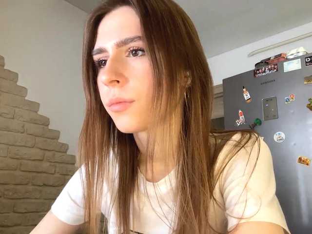 AshantiBadolato's BongaCams show and profile