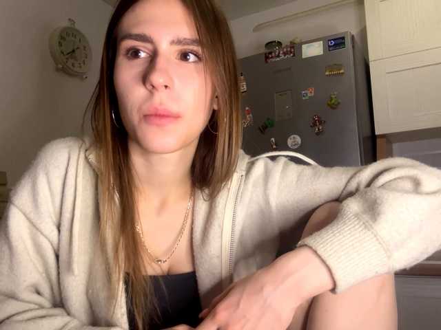 AshantiBadolato's BongaCams show and profile