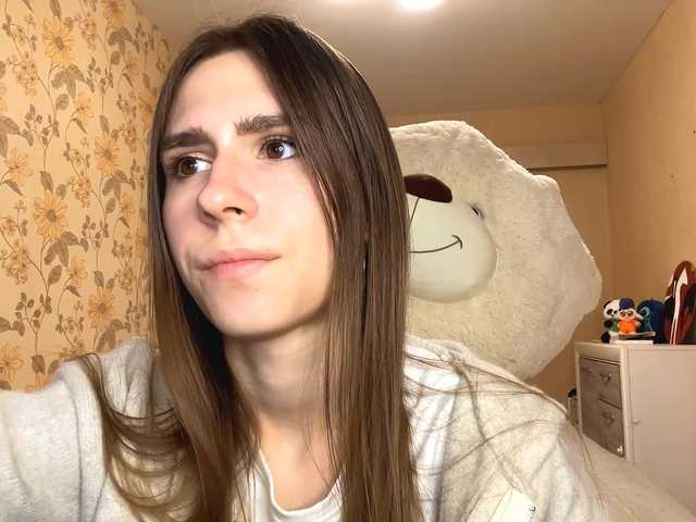 AshantiBadolato live cam profile