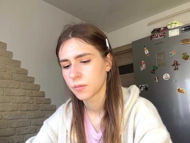 AshantiBadolato's BongaCams show and profile