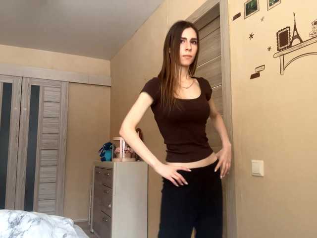 AshantiBadolato live cam