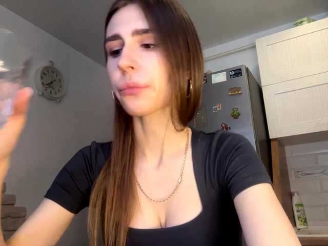 AshantiBadolato's BongaCams show and profile