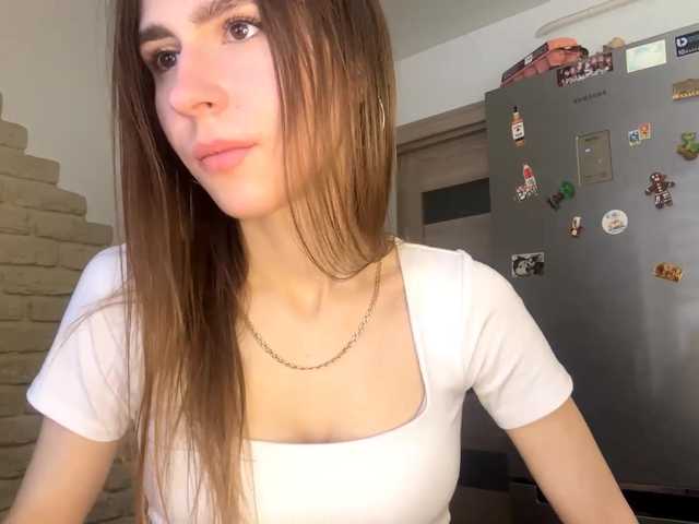 AshantiBadolato webcam