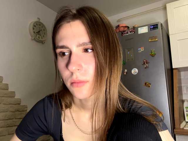 AshantiBadolato's BongaCams show and profile