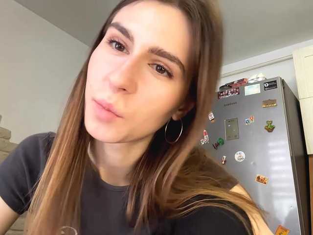 AshantiBadolato's BongaCams show and profile