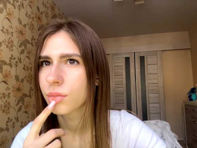 AshantiBadolato's BongaCams show and profile