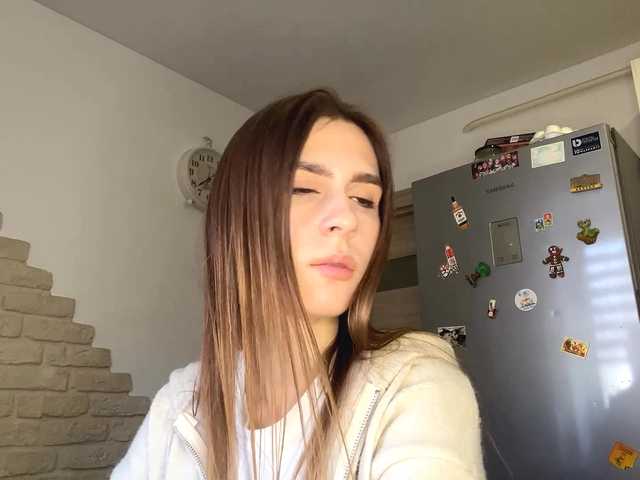 AshantiBadolato's BongaCams show and profile