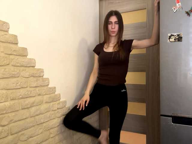 AshantiBadolato's BongaCams show and profile