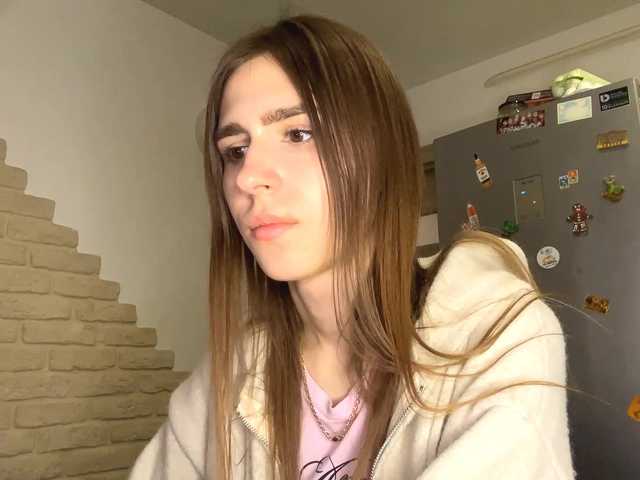 AshantiBadolato's BongaCams show and profile