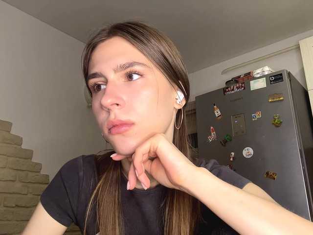 AshantiBadolato's BongaCams show and profile