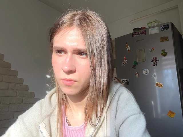 AshantiBadolato's BongaCams show and profile