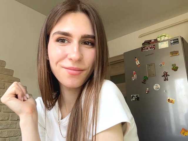 AshantiBadolato's BongaCams show and profile