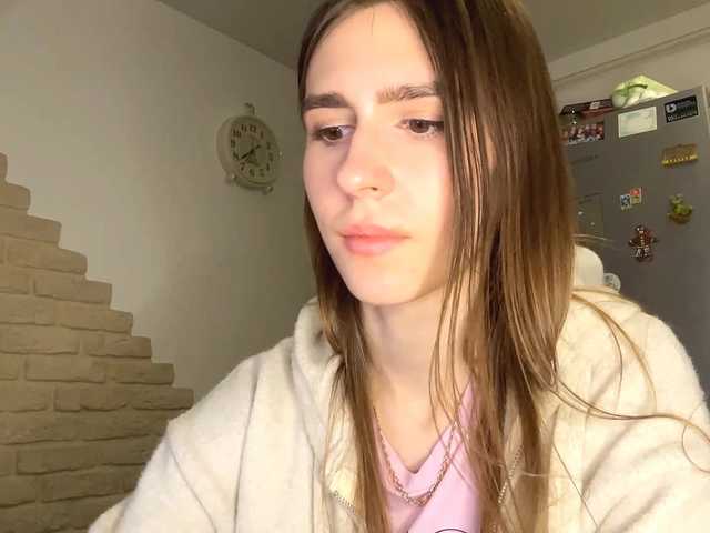 AshantiBadolato's BongaCams show and profile