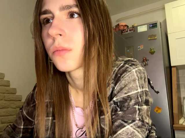 AshantiBadolato's BongaCams show and profile